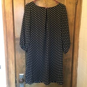 H&M Women’s black & white shift dress